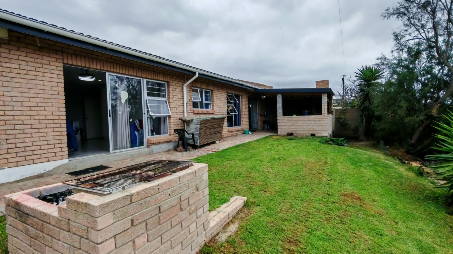 4 Bedroom Property for Sale in Riverside Western Cape